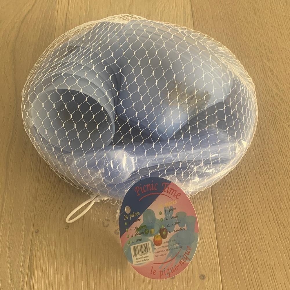 Picnic Time Blue Dinnerware Set